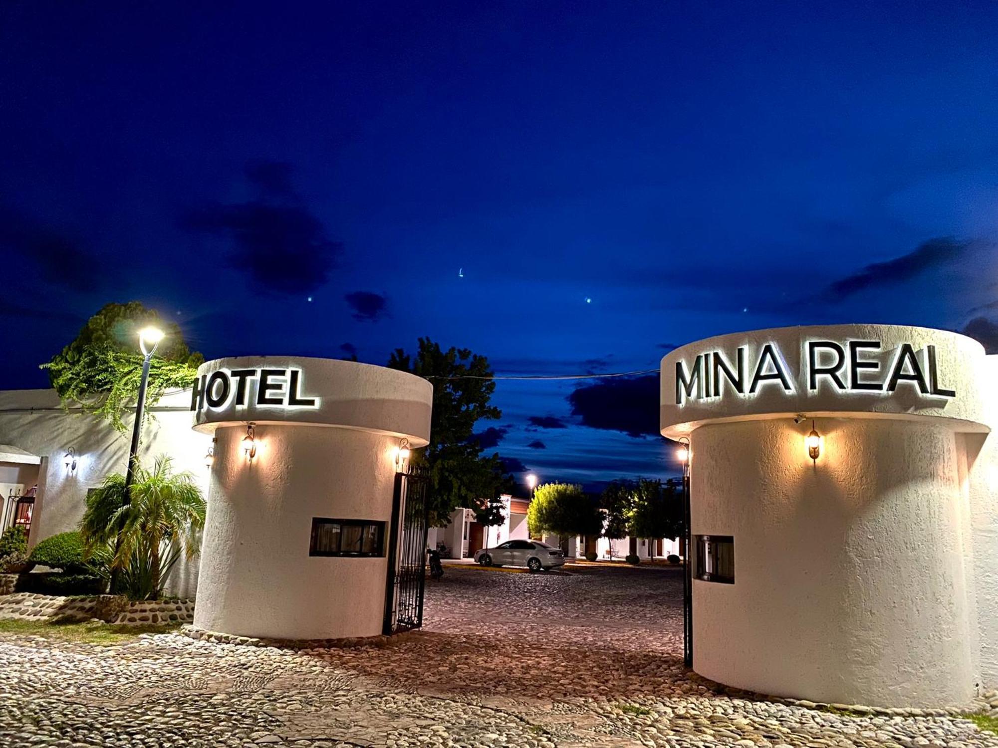 Cedral Hotel Mina Real מראה חיצוני תמונה